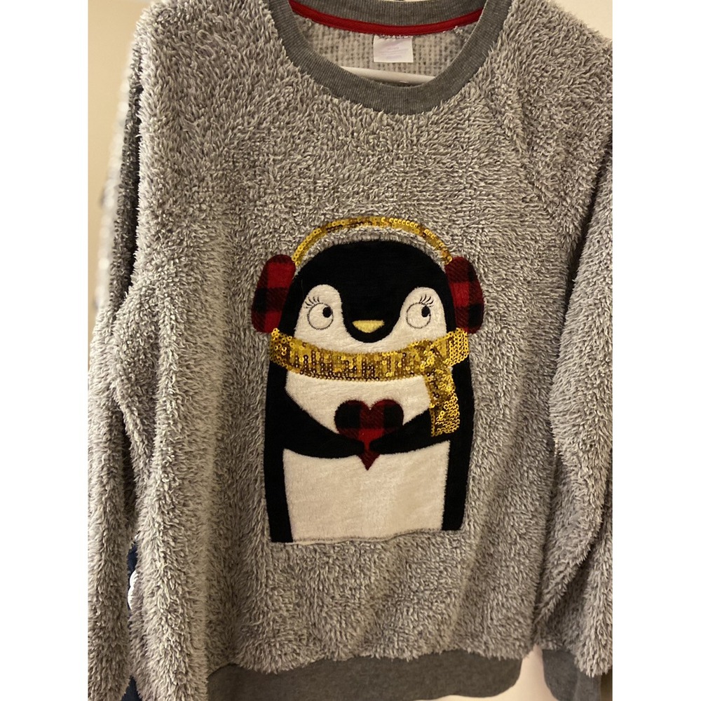 Ugly Sweater Woman's XL Penguin Sleepwear Secret Treasures.